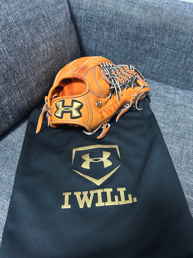 UNDER ARMOR 硬式グローブ 内野手用 袋付き