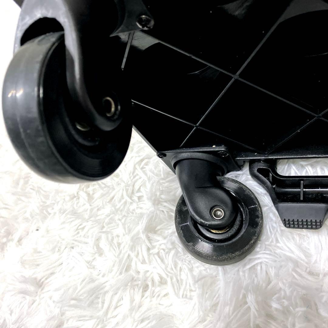 SWANY　キャリーバッグ　20L　座面付き　イス付き　光沢有り　四輪キャスター