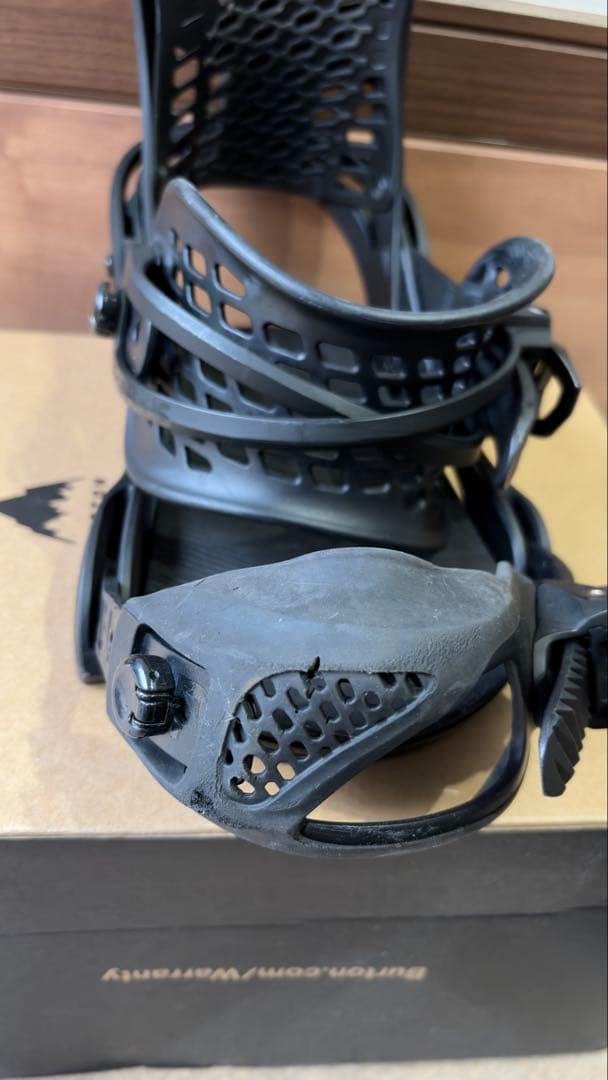 バートン　スノーボード ビンディング　Mサイズ