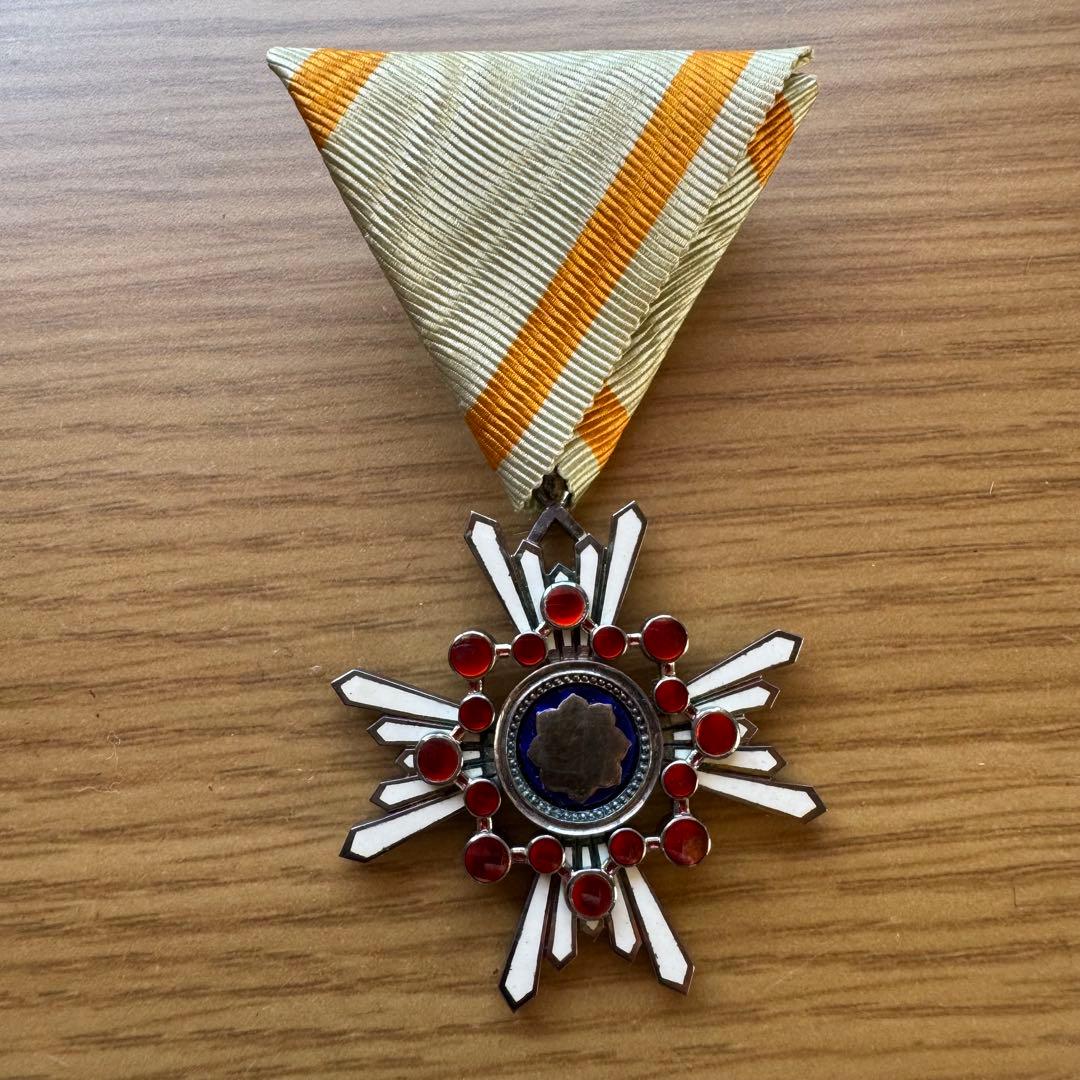 日本軍の勲章　勲六瑞宝章？