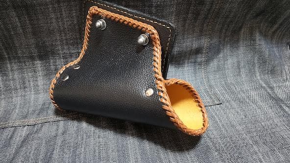 本革　高剛性　タモホルスター　ホルダー　ヘチ釣り　落とし込み　チヌ　黒鯛