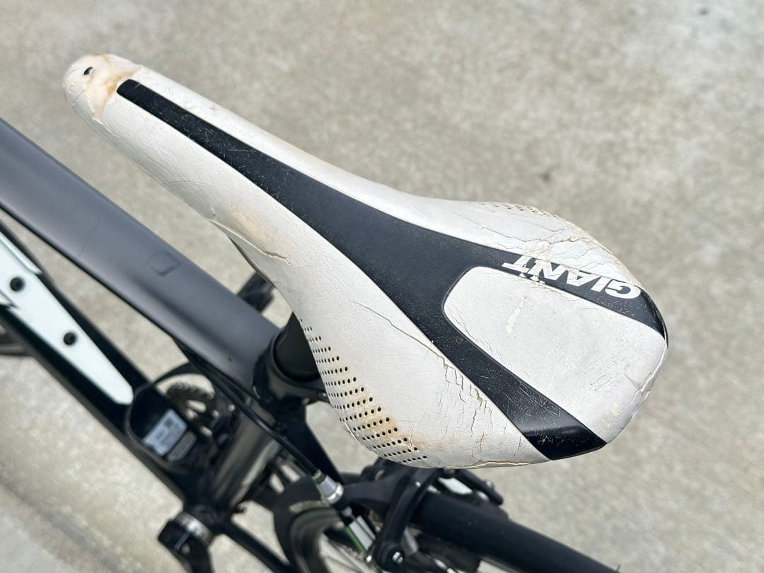 引取歓迎　GIANT DEFY3 Sサイズ(165〜180cm)