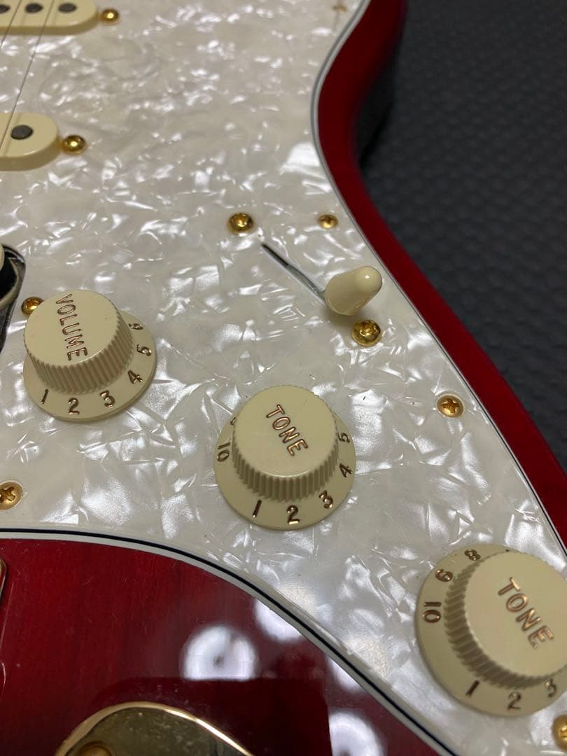 Fender Tash Sultana Stratocaster ギター