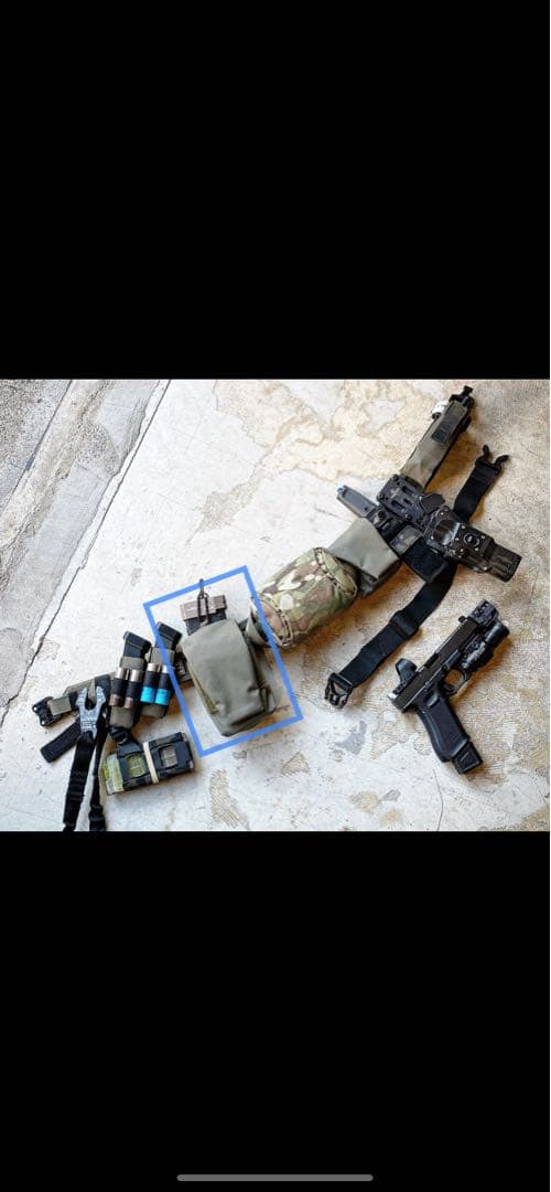 x115xTAYLOR製LAYER UTILITY MAG POUCH JSTA