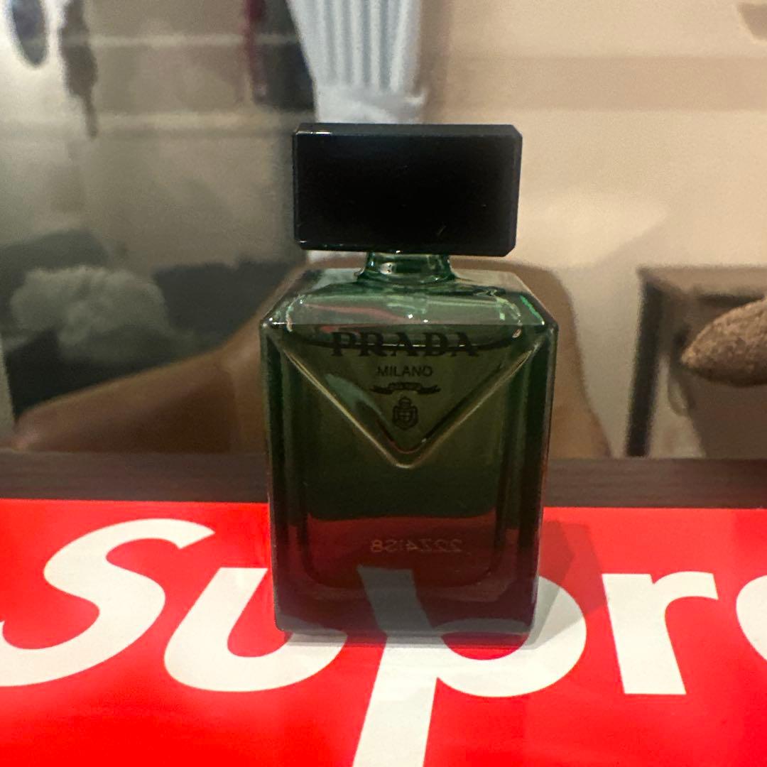 prada 香水 早い者勝ち！