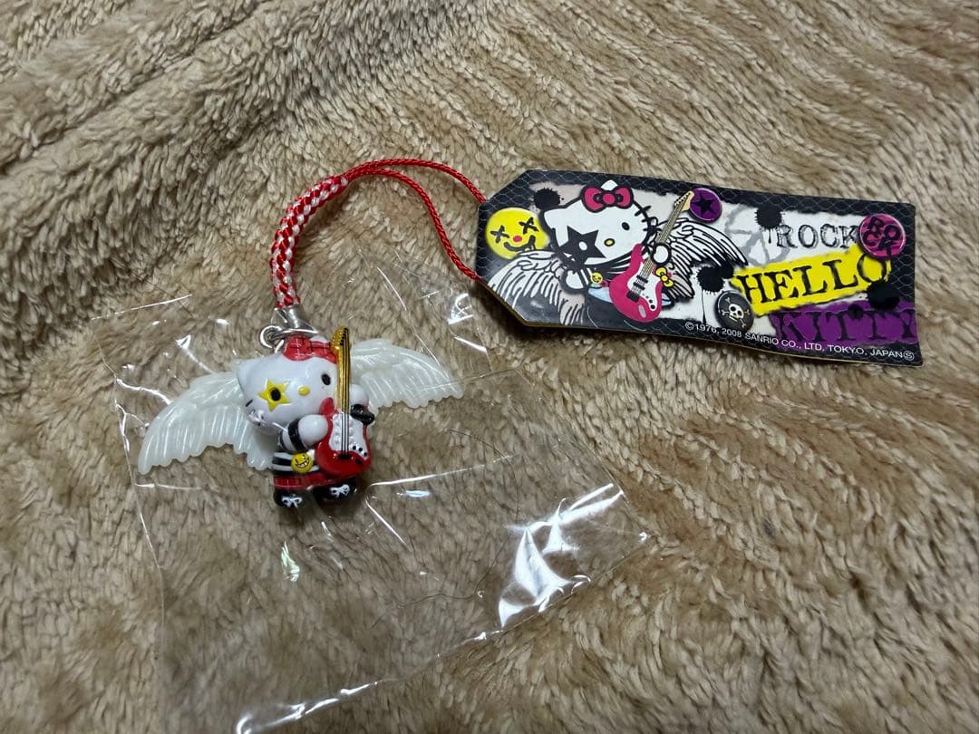 ご当地キティ　ROCK ロック　パンク　ギター　限定　根付　激レア