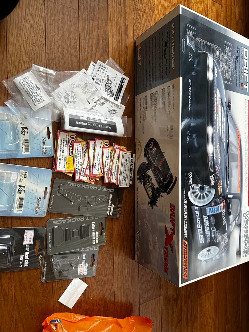 ヨコモ ドリフトパッケージ 新品パーツ多数