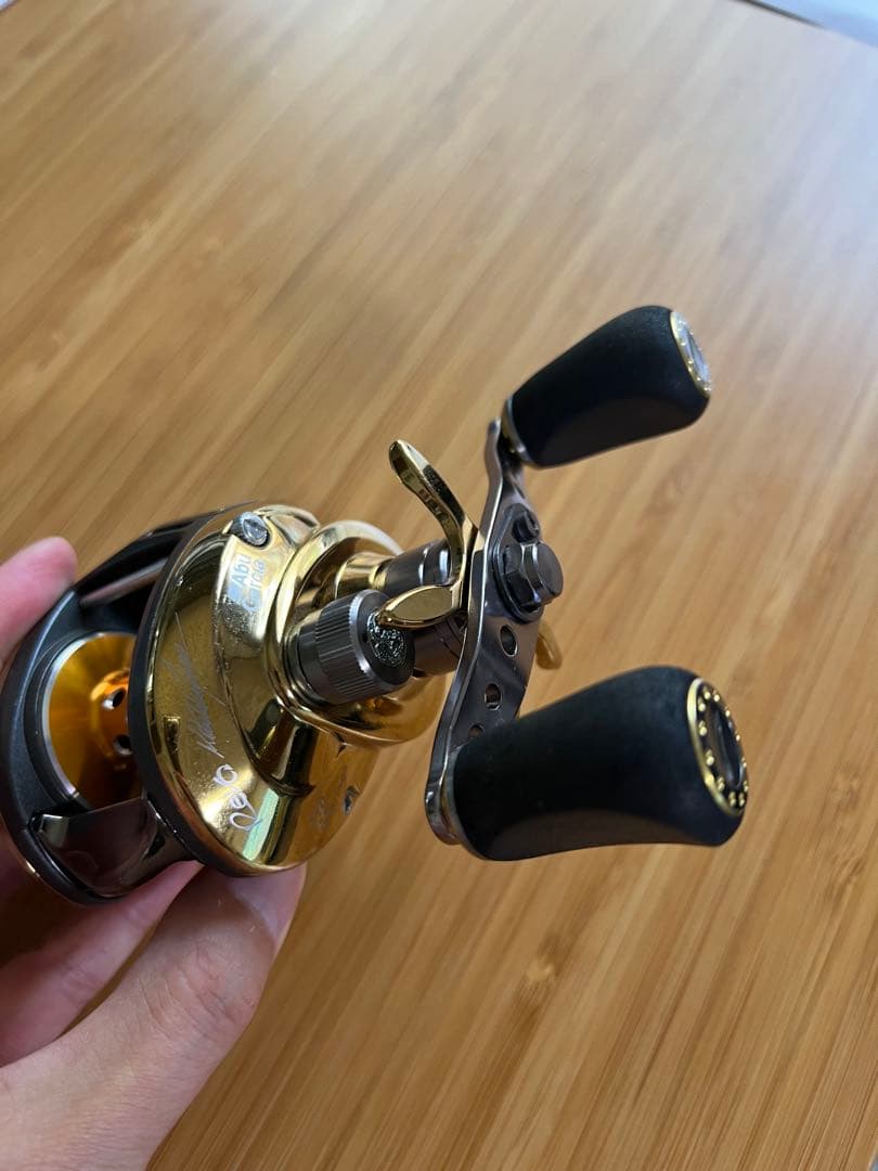 てんちゃんアブガルシア レボエリート アカツキ 右ハンドル