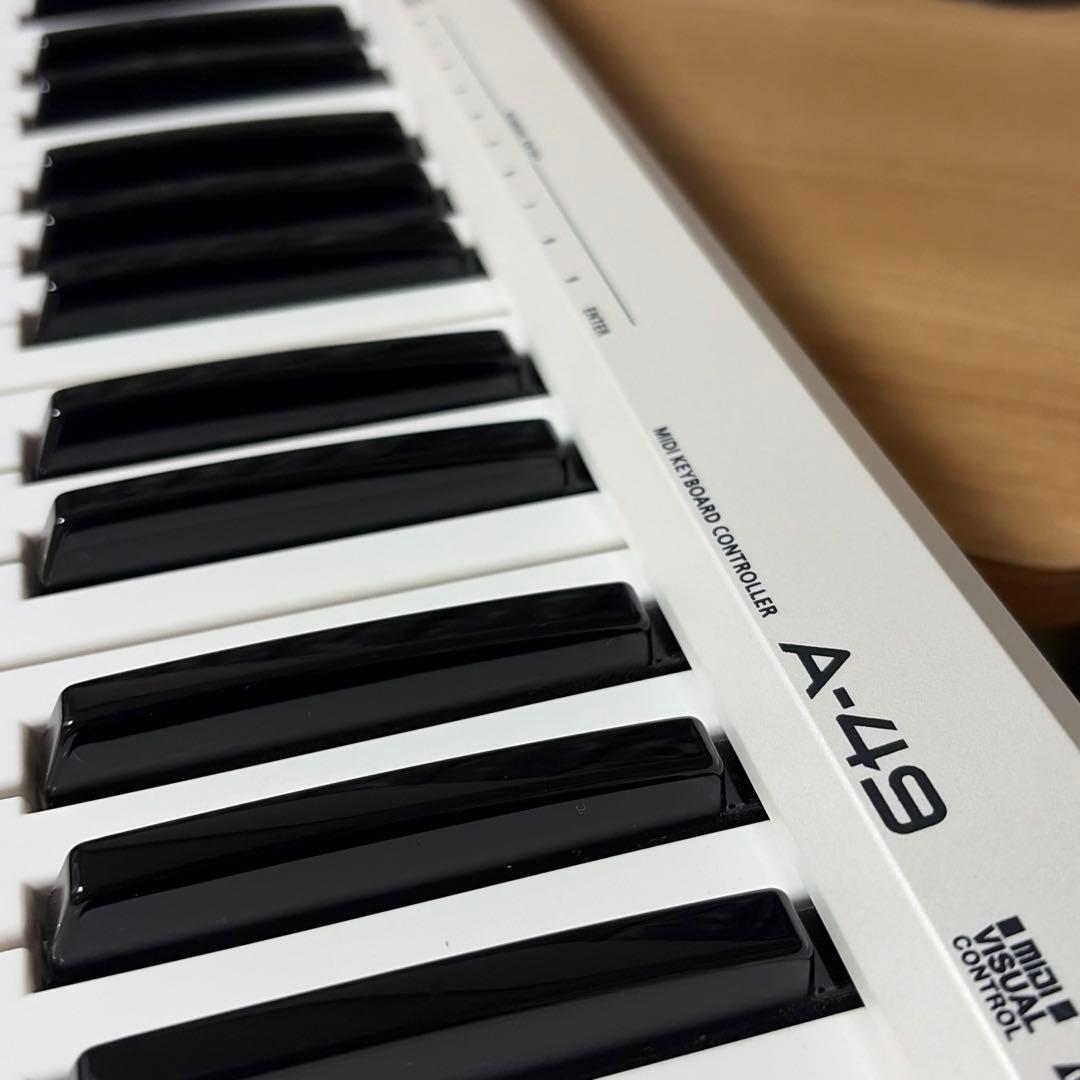 ROLAND A-49 MIDIキーボード CD付き ホワイト ローランド