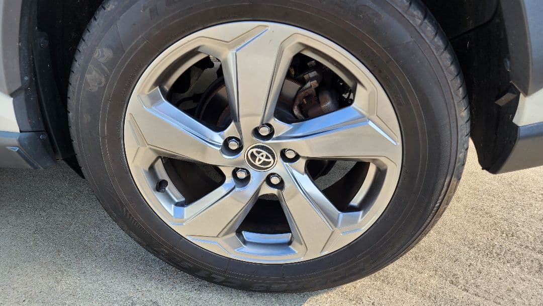 RAV4 ハイブリッドG 純正 18インチ ホイール・タイヤ4本セット