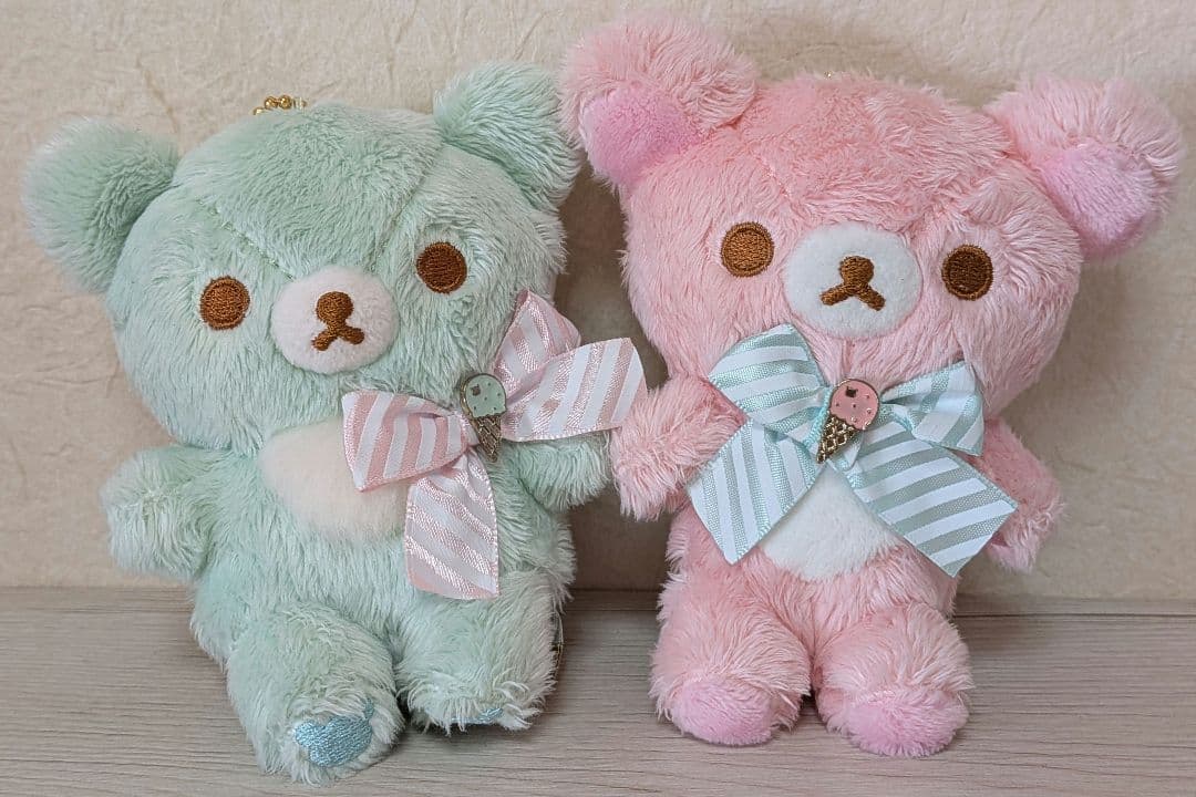 コリラックマとチャイロイコグマのハッピーアイスクリーム　ぶらさげぬいぐるみ