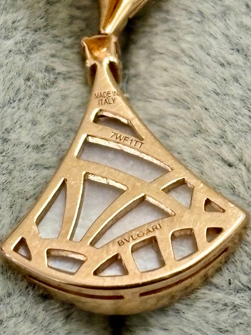 R*a様 BVLGARI ブルガリ ディーヴァドリーム ピアス Au 750 片