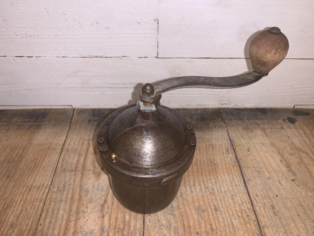 フランス アンティーク　コーヒーミル　Peugeot プジョー G1