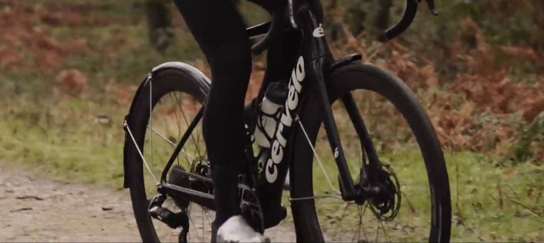 サーヴェロ　カレドニア　51サイズ　希少フルフェンダー仕様　　CERVELO