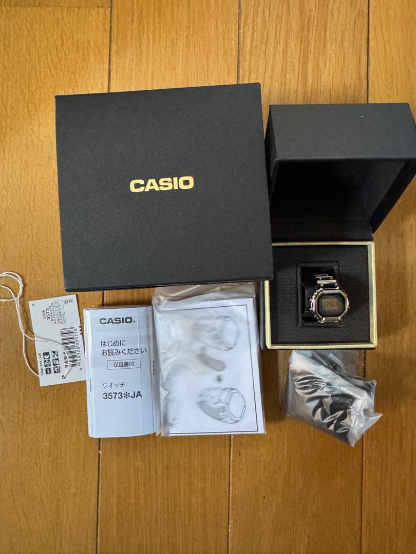 新品未使用CASIO CRW-001-1JR リングウォッチ