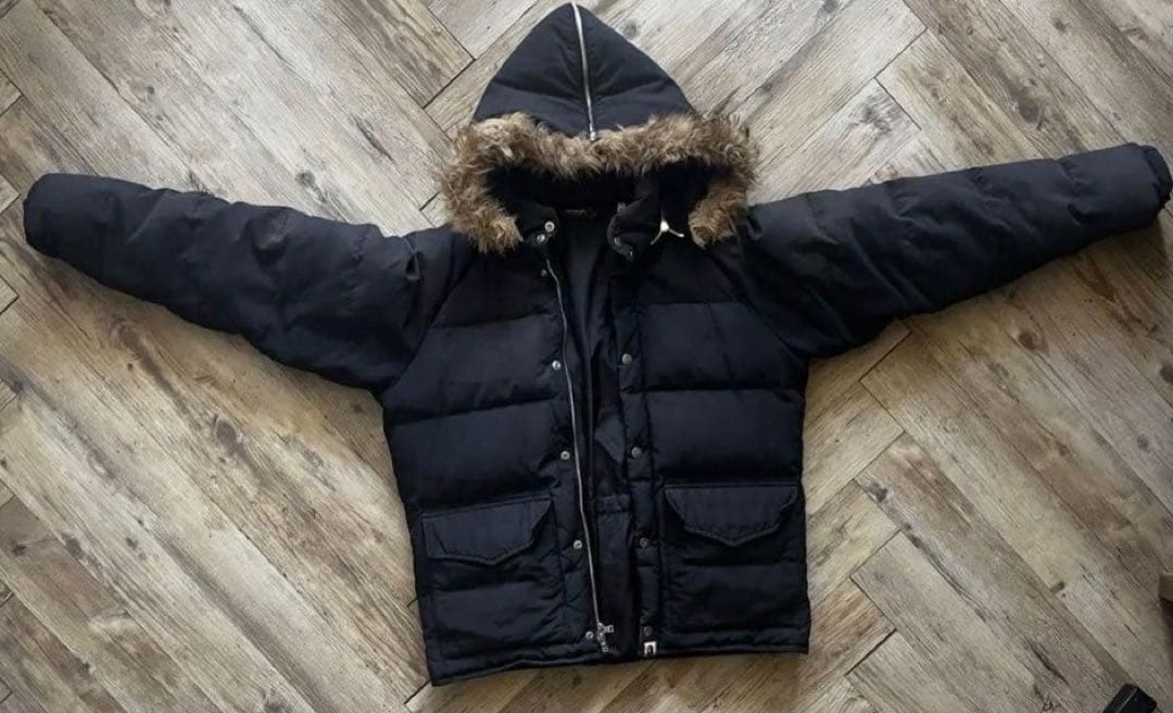 m*0様 A BATHING APE ブラックダウンジャケット フード付き