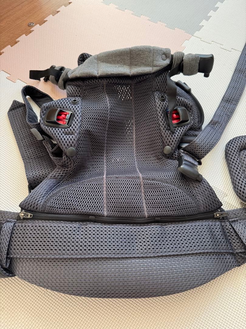 【超美品】BABYBJÖRN 抱っこ紐 グレー メッシュ