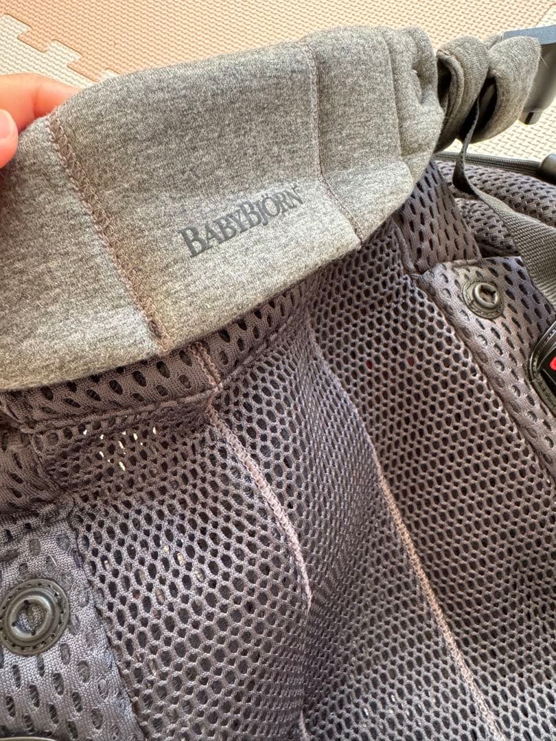【超美品】BABYBJÖRN 抱っこ紐 グレー メッシュ