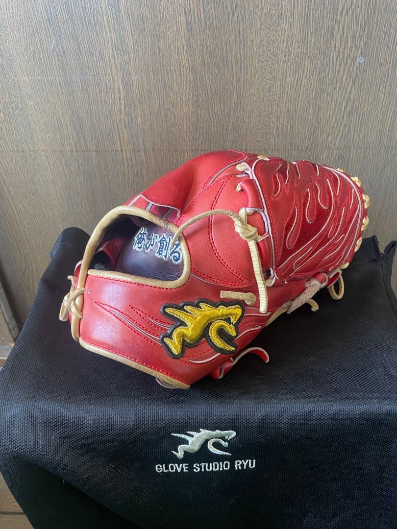 RYU 限定硬式投手用グローブ