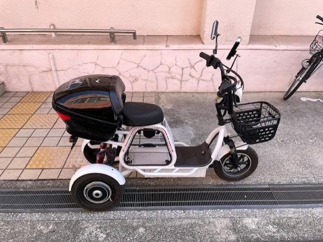 電動アシスト三輪車 バッテリー残量表示付き