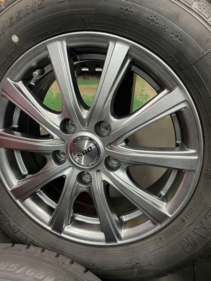 [バリ溝]195/65R15国産スタッドレスタイヤセットセレナC27 ②