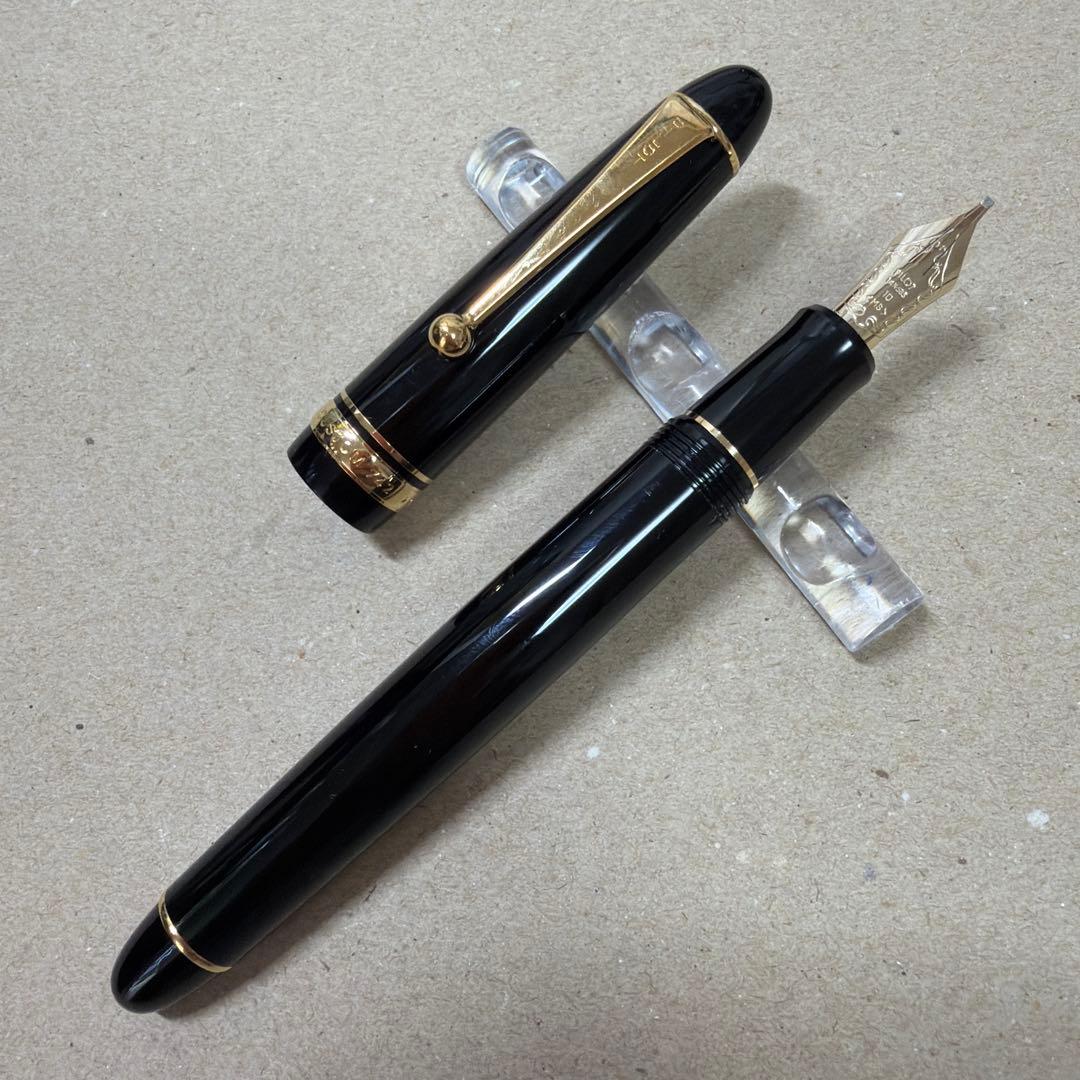 PILOT パイロット Custom カスタム 742 万年筆 ミュージック 黒