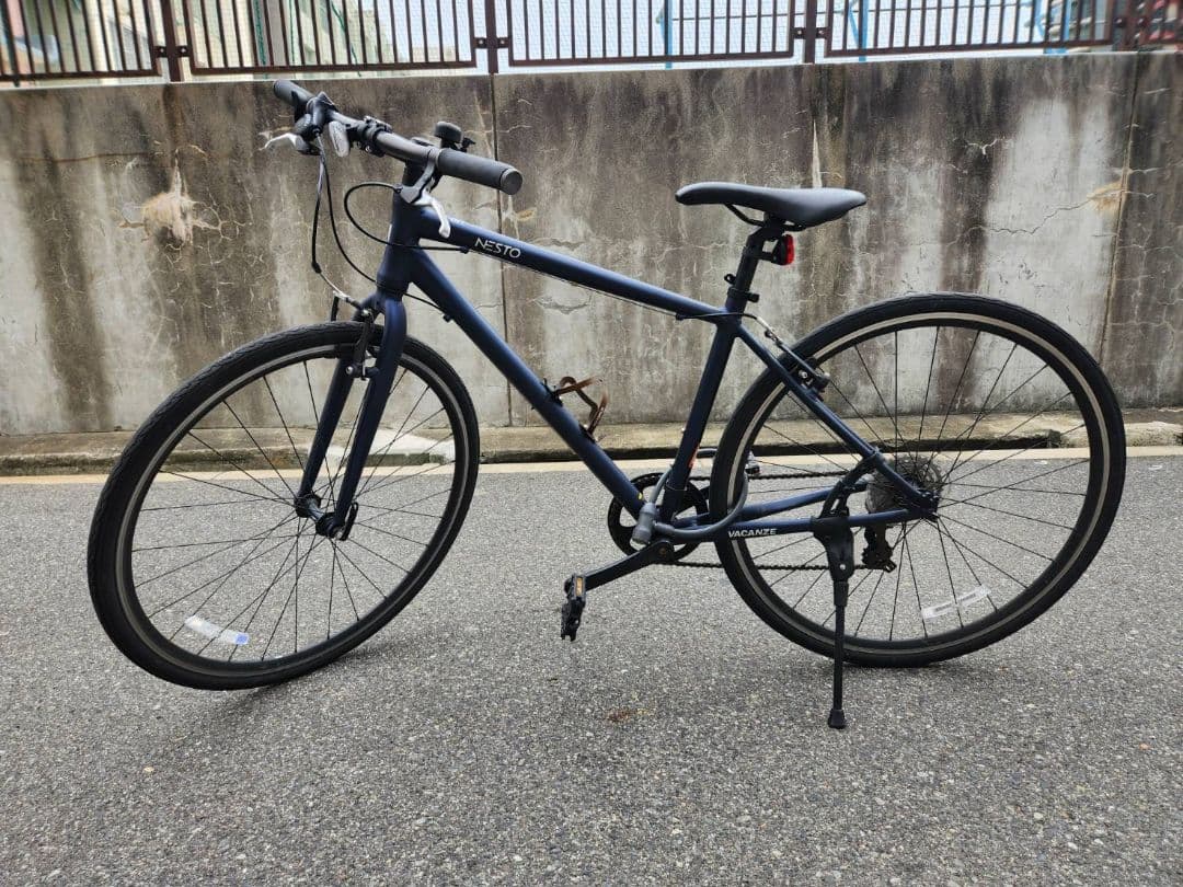 NESTO クロスバイク ネイビー7段変速