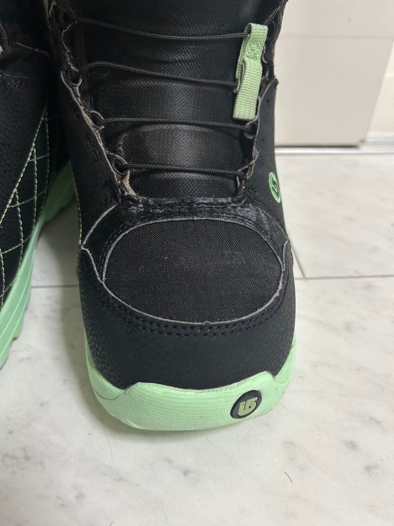 BURTON スノーボードブーツ 24cm ケース付き