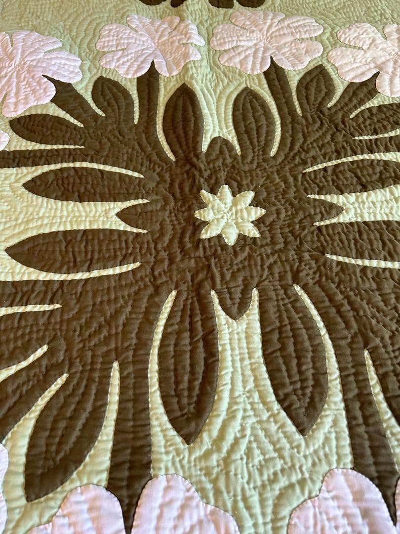 ＜正規品＞高級ベッドカバー♡ダブル♡イリマレイ♡セルドングリーン♡ハワイアン