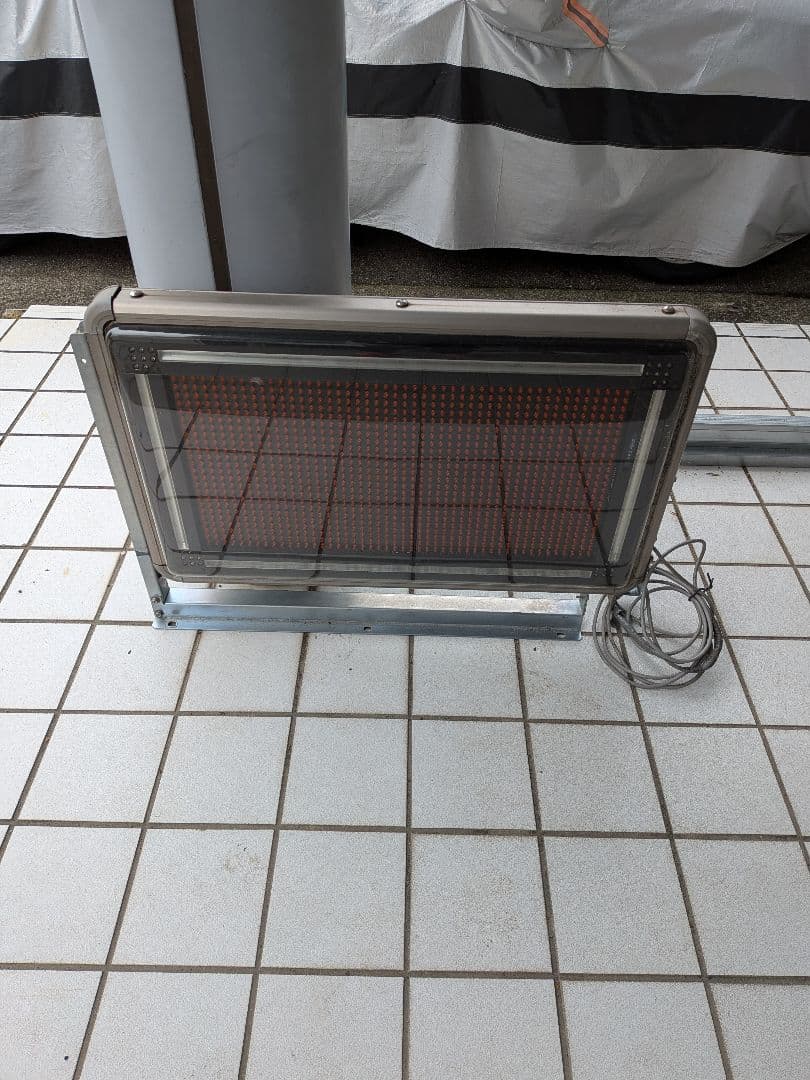 TOWA LED両面電光掲示板