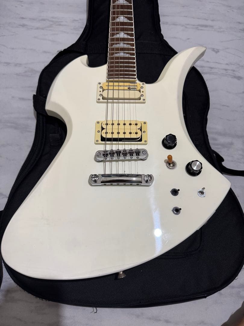 限定100本 Burny MG-145SW hide model スノーホワイト