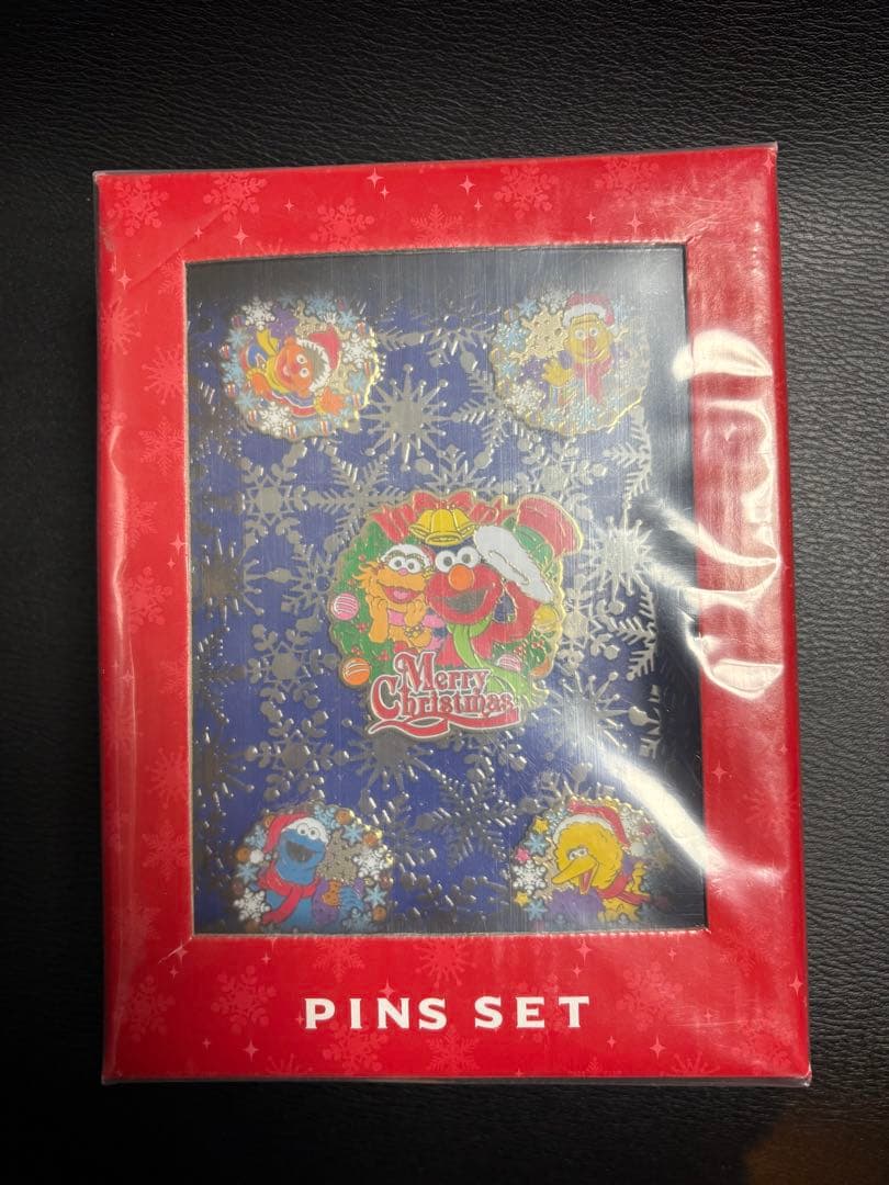ユニバーサルスタジオジャパン セサミストリート クリスマス ピンズセット 5種
