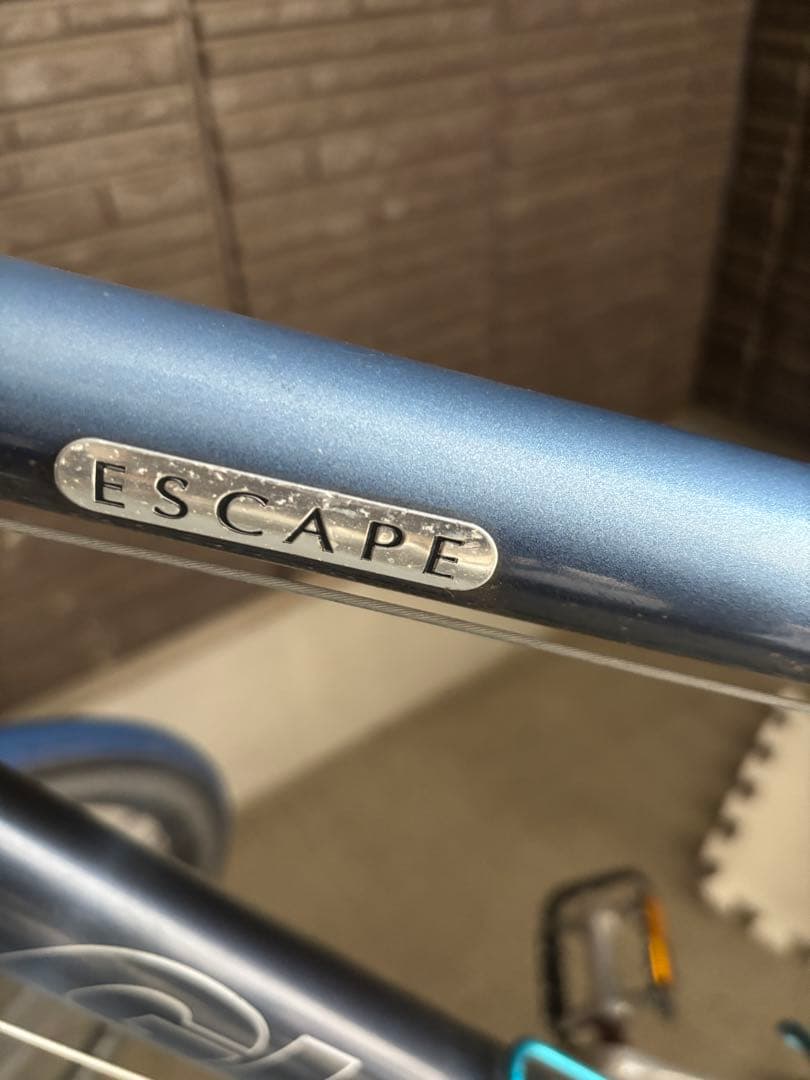 【直接取引可能】GIANT クロスバイク ESCAPE