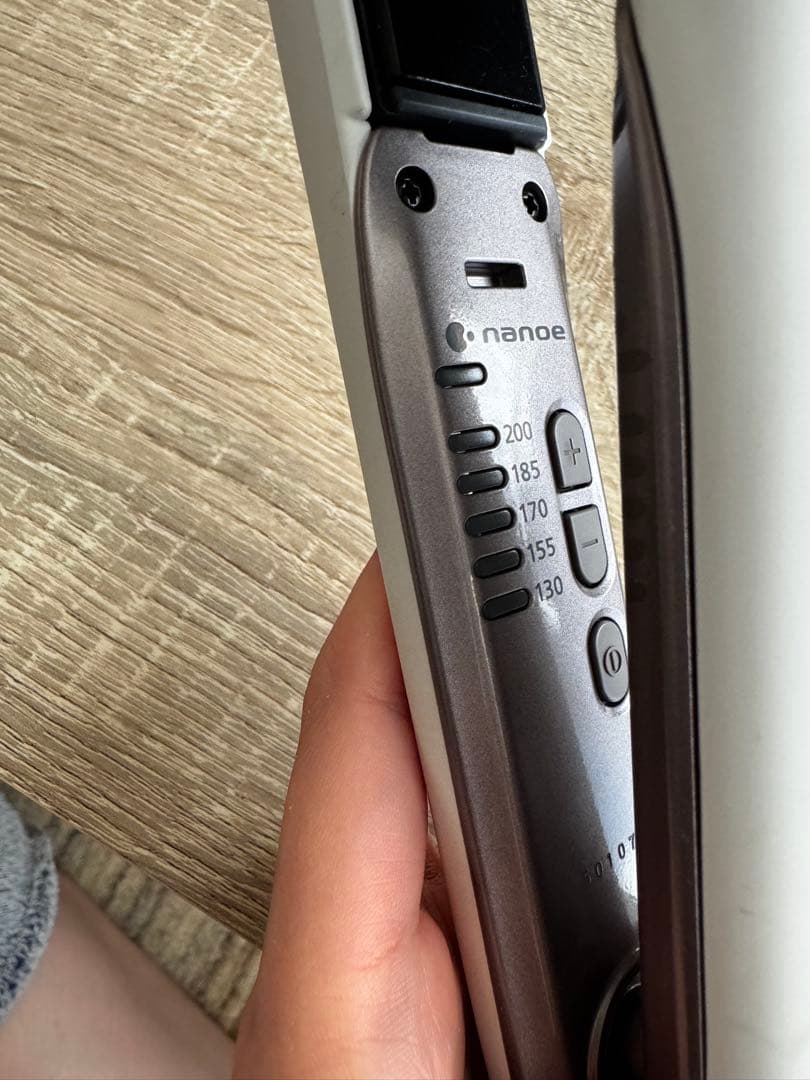 Panasonic ストレートアイロン EH-HS9J ホワイト