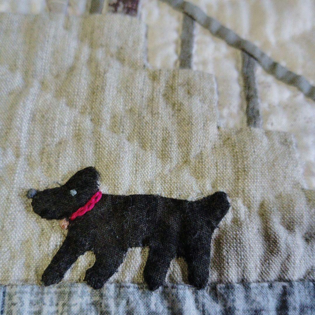 ハウスのパッチワークタペストリー【73】ミステリーキルト①③