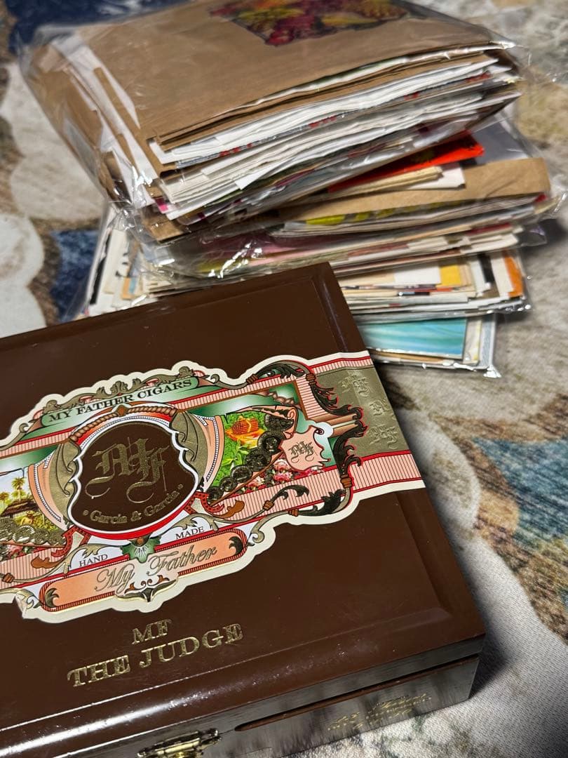 nemuri様お取り置き 海外紙ものセットシガーBOX付 大量まとめ売り