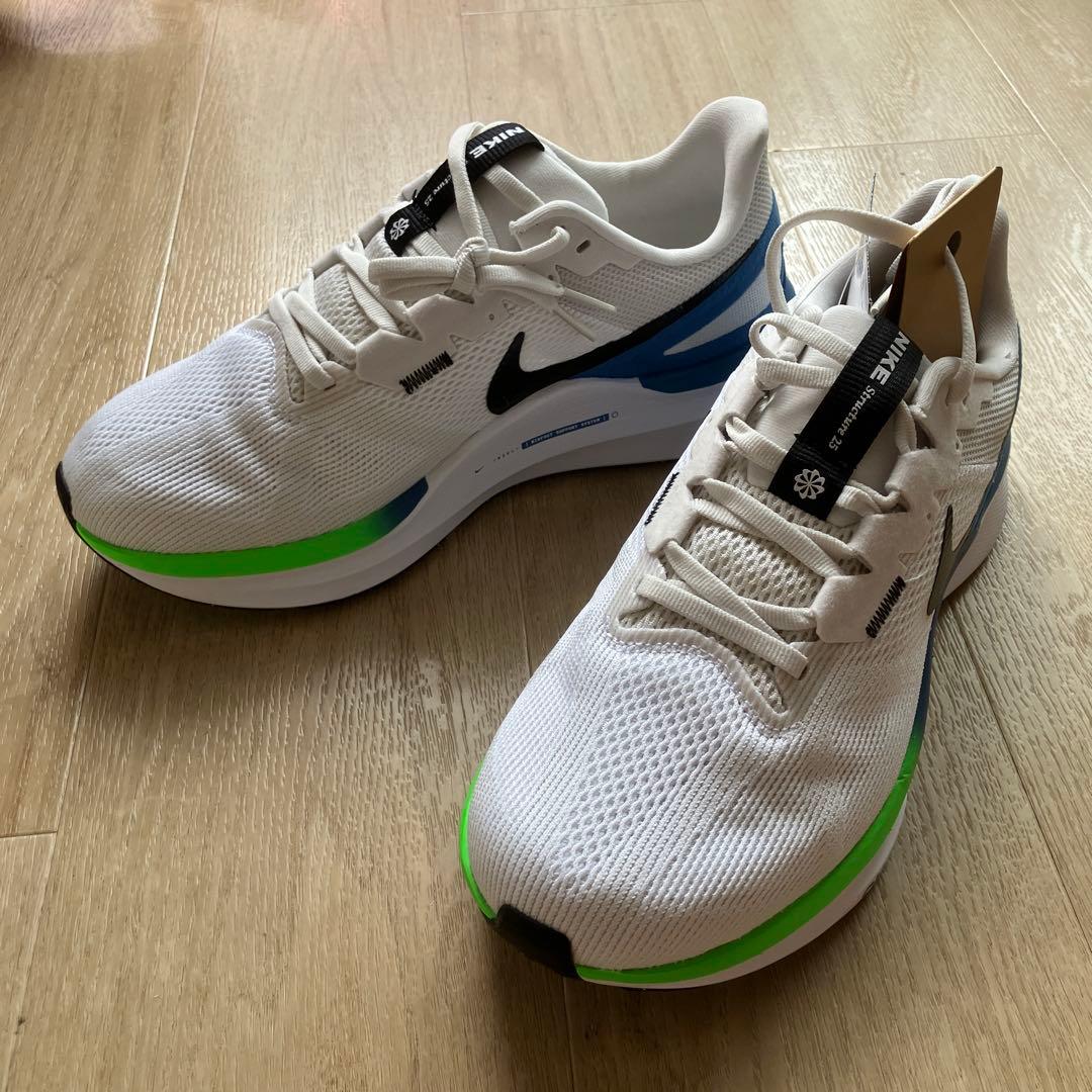 Nike ランニングシューズ エアズームストラクチャー25ワイド