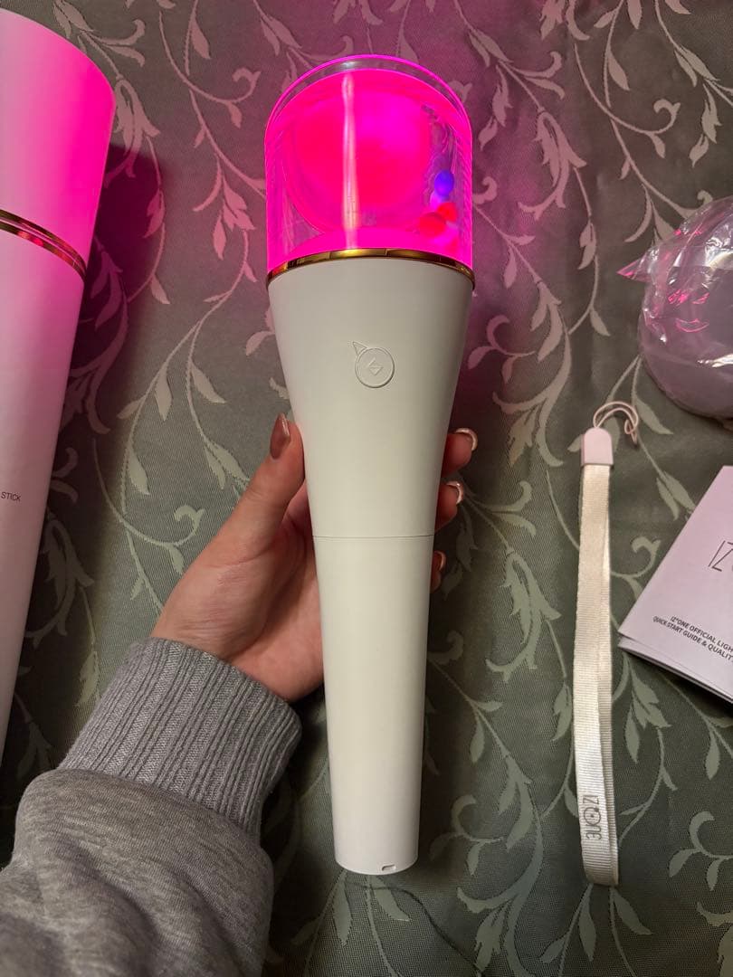 IZ*ONEペンライト CD生写真付き