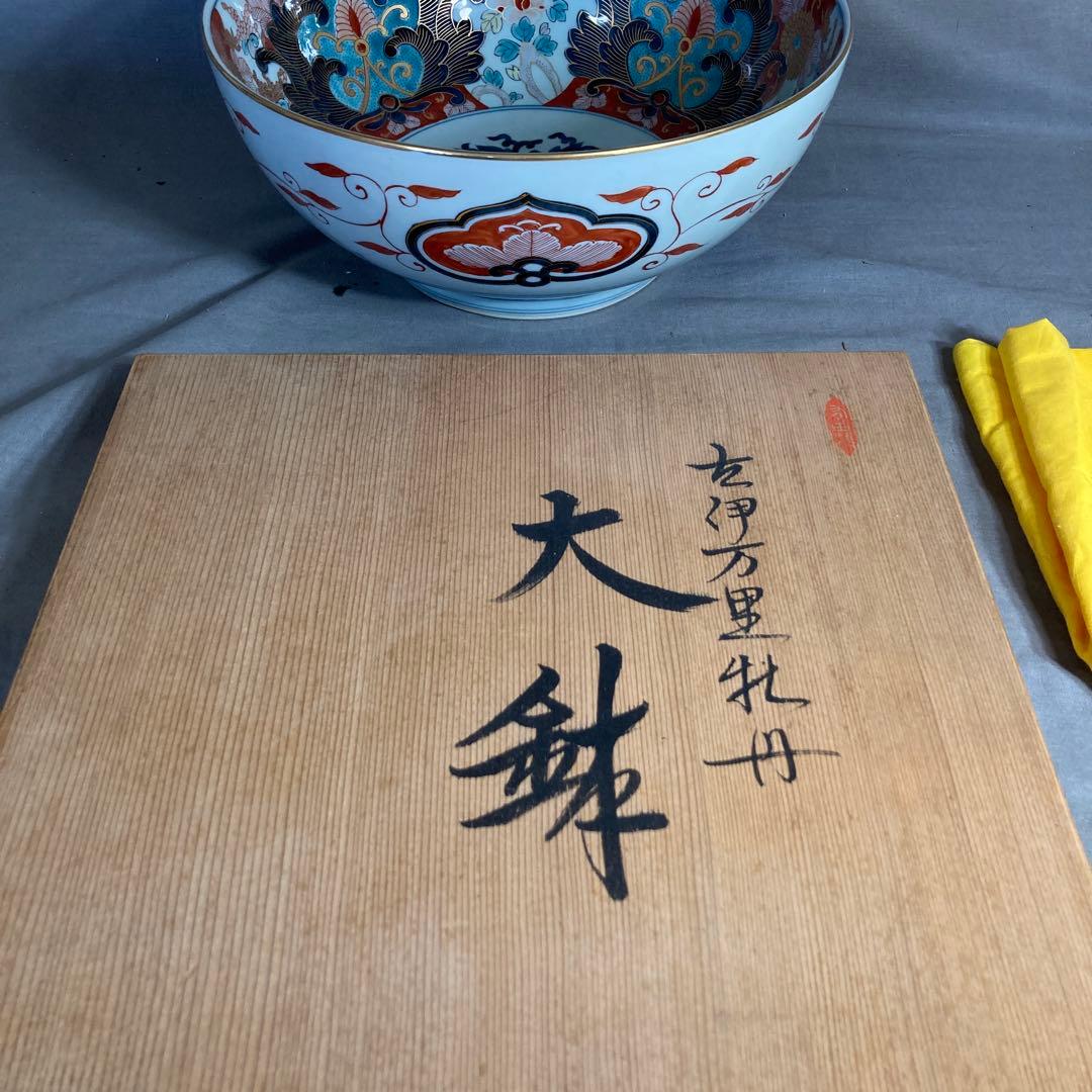 【古伊万里文】古伊万里の伝統　有田古伊万里文　染錦四方花絵牡丹見込文　大深鉢