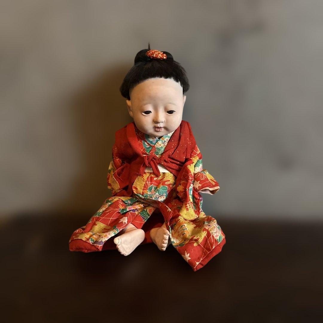 最終お値下げ‼️ヴィンテージ　市松人形 赤と緑の花柄着物　幼子　かわいいあんよ