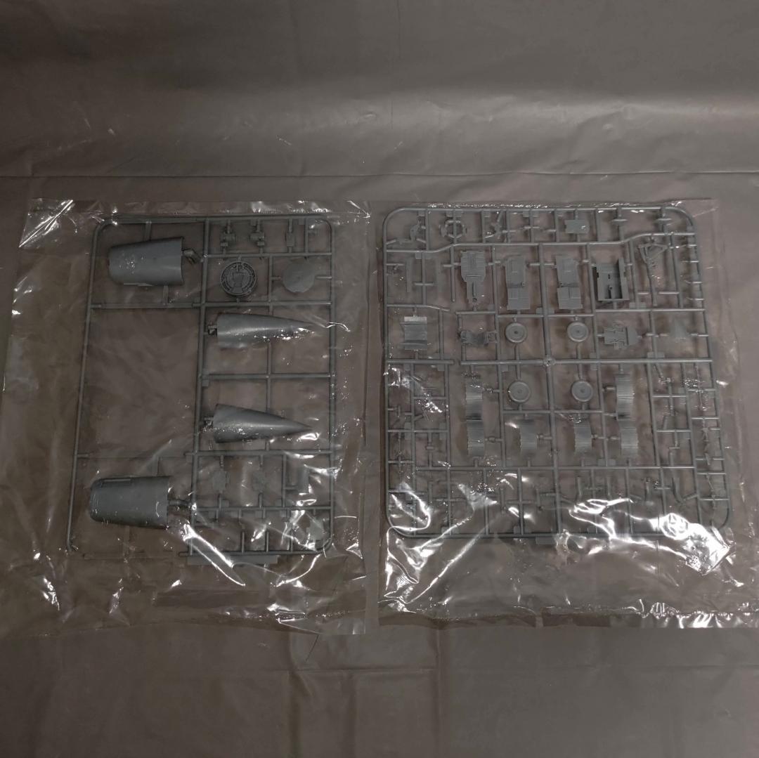 1/48 MiG-25 フォックスバット PD/PDS [KH80119]