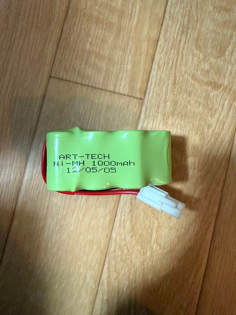 ART-TECH CESSNA182 ラジコン飛行機