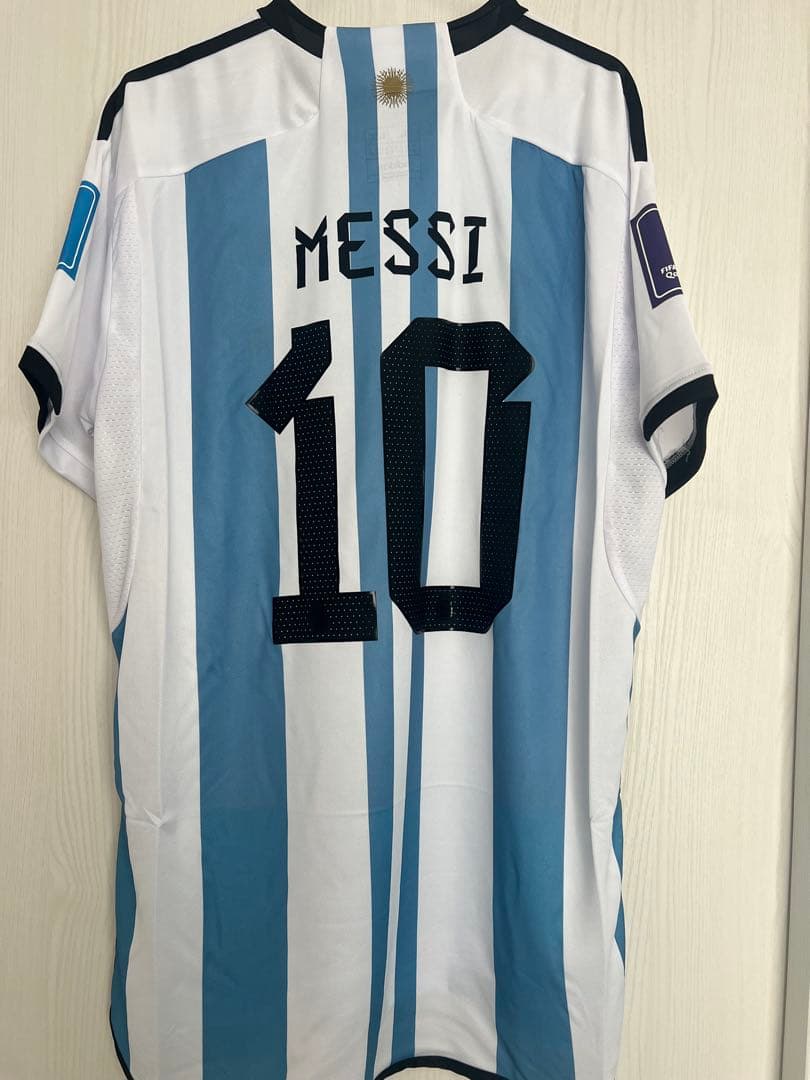 adidas アルゼンチン　メッシ　ユニフォーム　　ワールドカップ2022