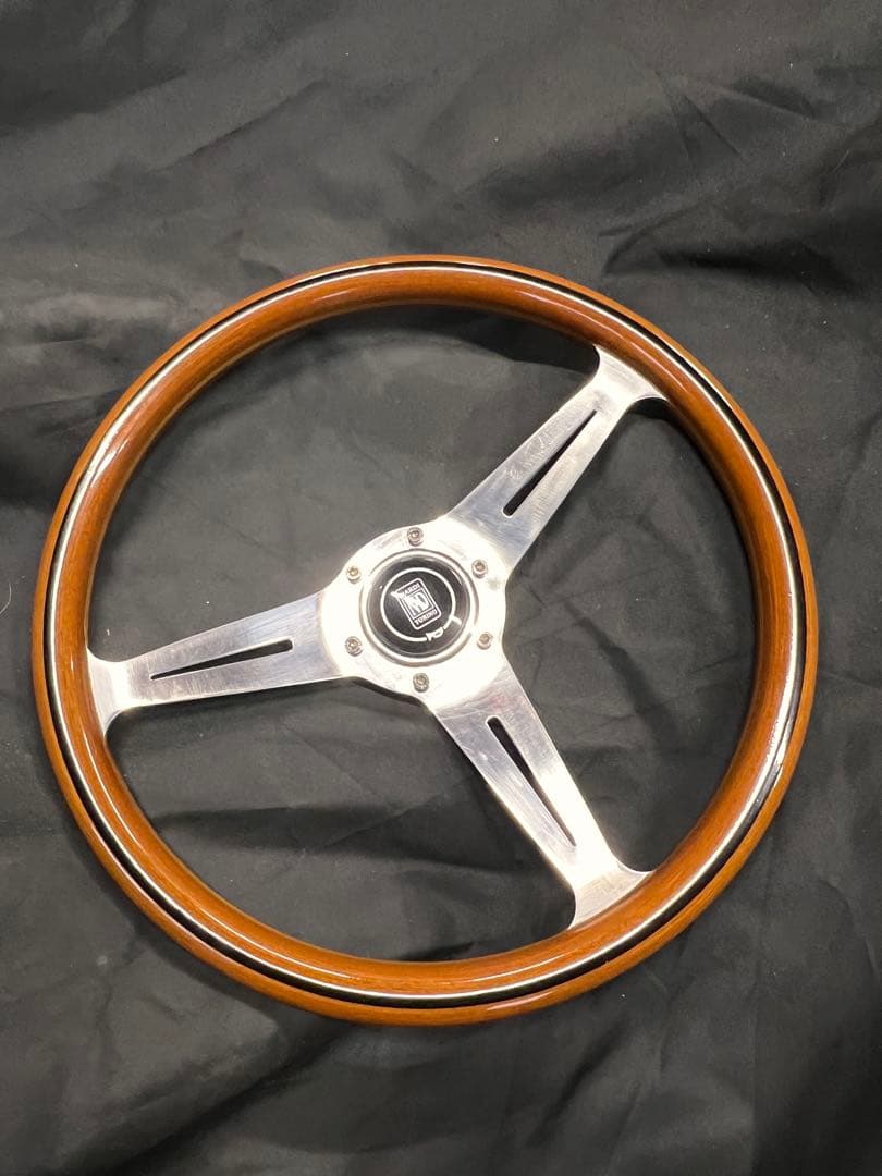 は*る様 NARDI ステアリングホイール 3スポーク ウッド365mm径