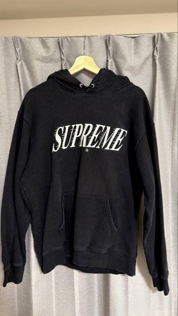 Supreme フーディー Lサイズ