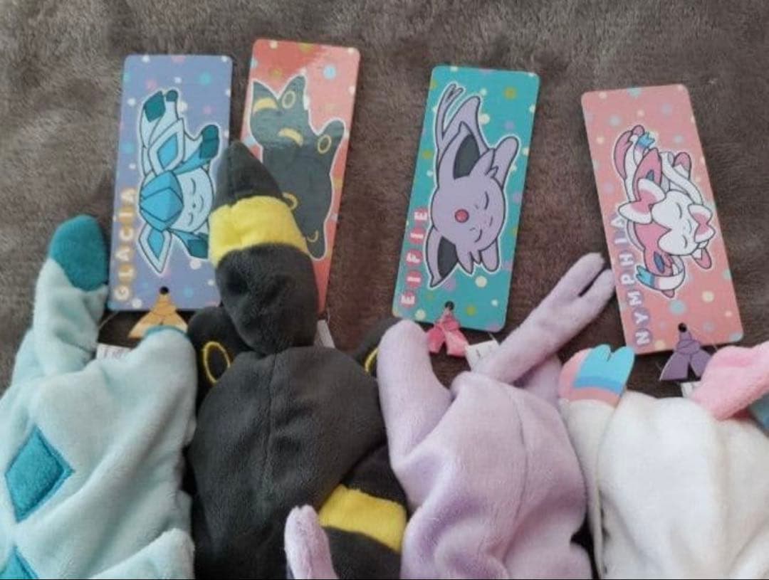 ポケモンくったりぬいぐるみ ブイズ ブラッキー グレイシア エーフィ ニンフィア