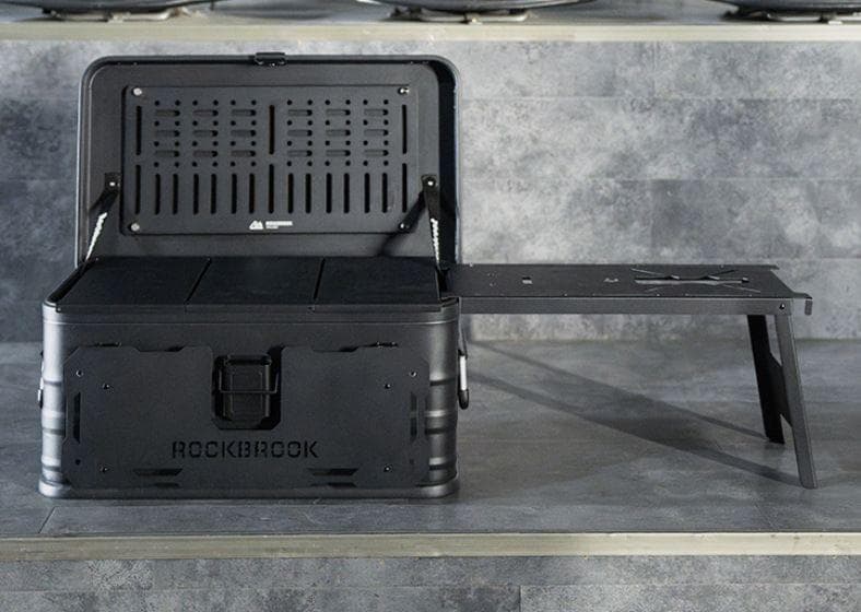 新品送料込み　 アルミコンテナ　30L　フルカスタム　ブラックカラー　キャンプ