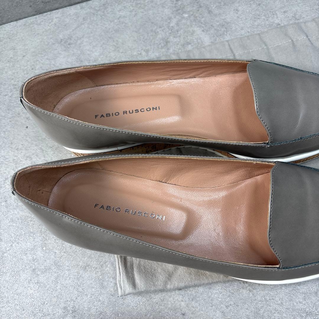 展示品新品！ファビオルスコーニ　グレージュ　ポインテッド　レザーフラットシューズ