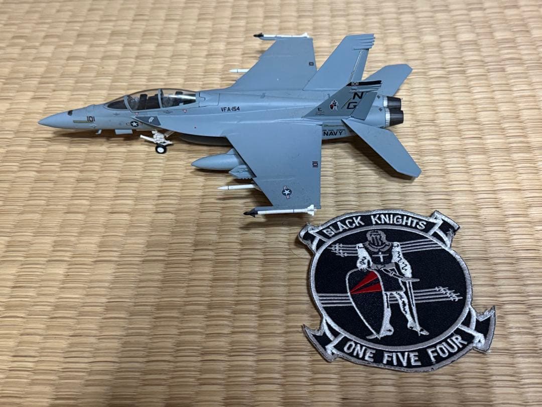 米海軍 F/Aー18Fホーネット VFAー154ブラックナイツ 1/72