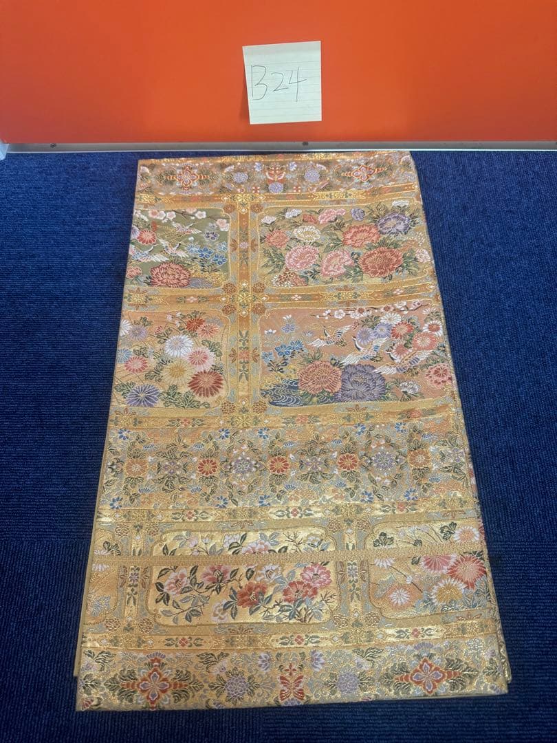 2679袋帯 古代彫金紋 西陣織 金糸　高級上質上品　約440cm 未使用